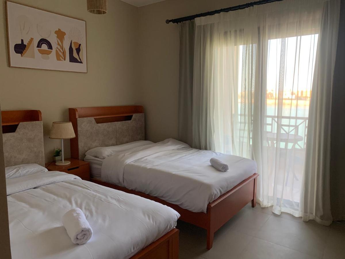 Luxurious With Infinity Private Pool & Jacuzzi Over Sabina Island's Lagoon Vila Hurghada